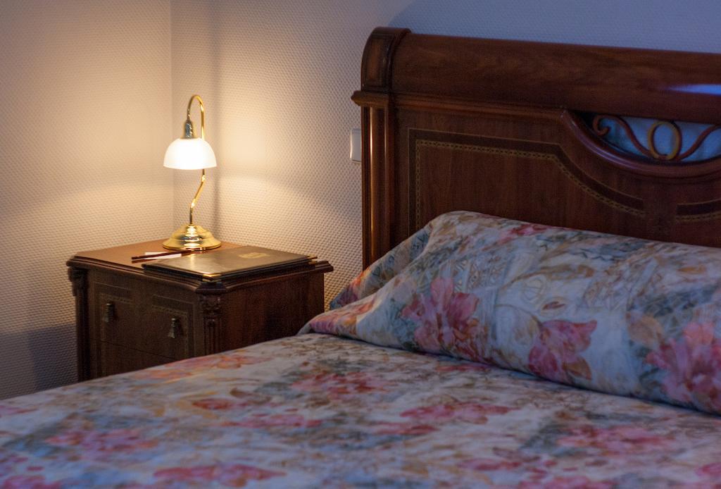 Astoria Hotel Dnipro Eksteriør bilde